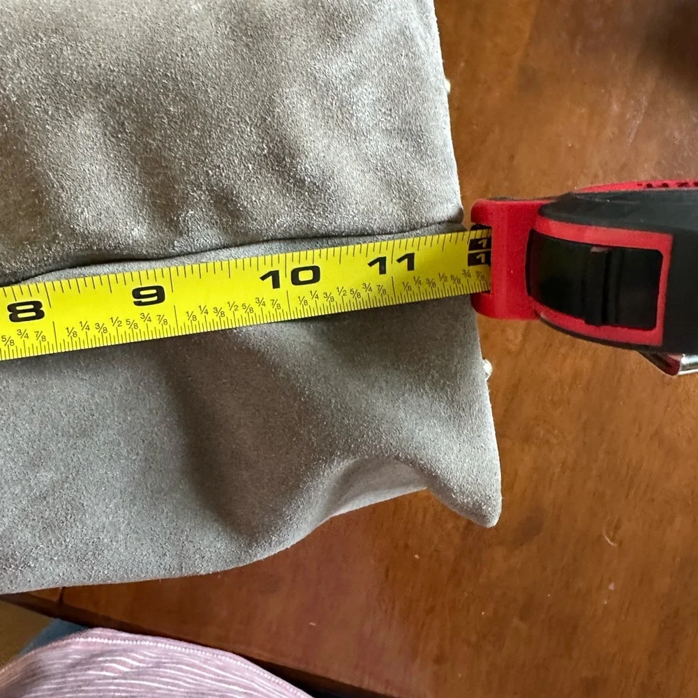 Dooney and Bourke, gray suede shoulder bag - Picture 5 of 7